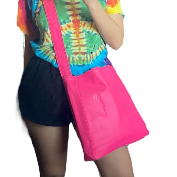 Rare Y2K Vintage Hot pink reversible Marc Jacobs cross body messenger bag - Picture 3 of 14